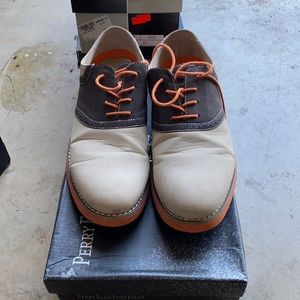 Men’s casual shoes